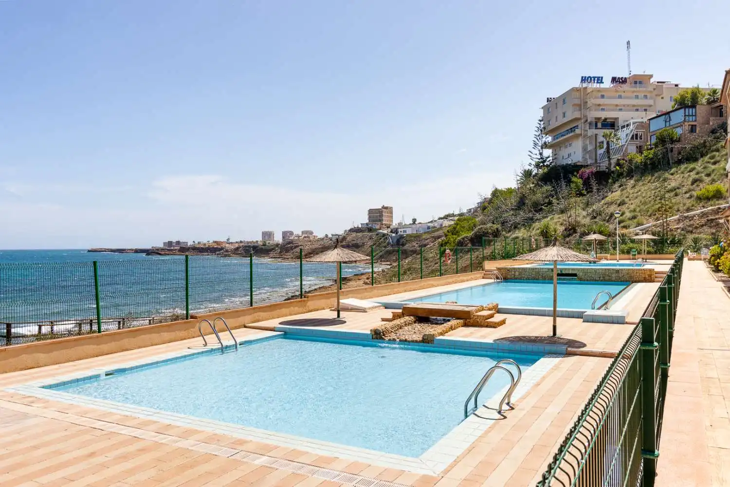 Piscina de Apartament en venda en Torrevieja amb Terrassa, Piscina i Moblat
