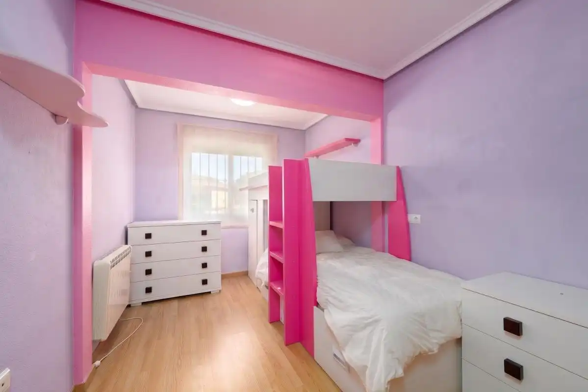 Habitación de Planta baja en venta en Santa Pola con Aire acondicionado, Calefacción y Terraza