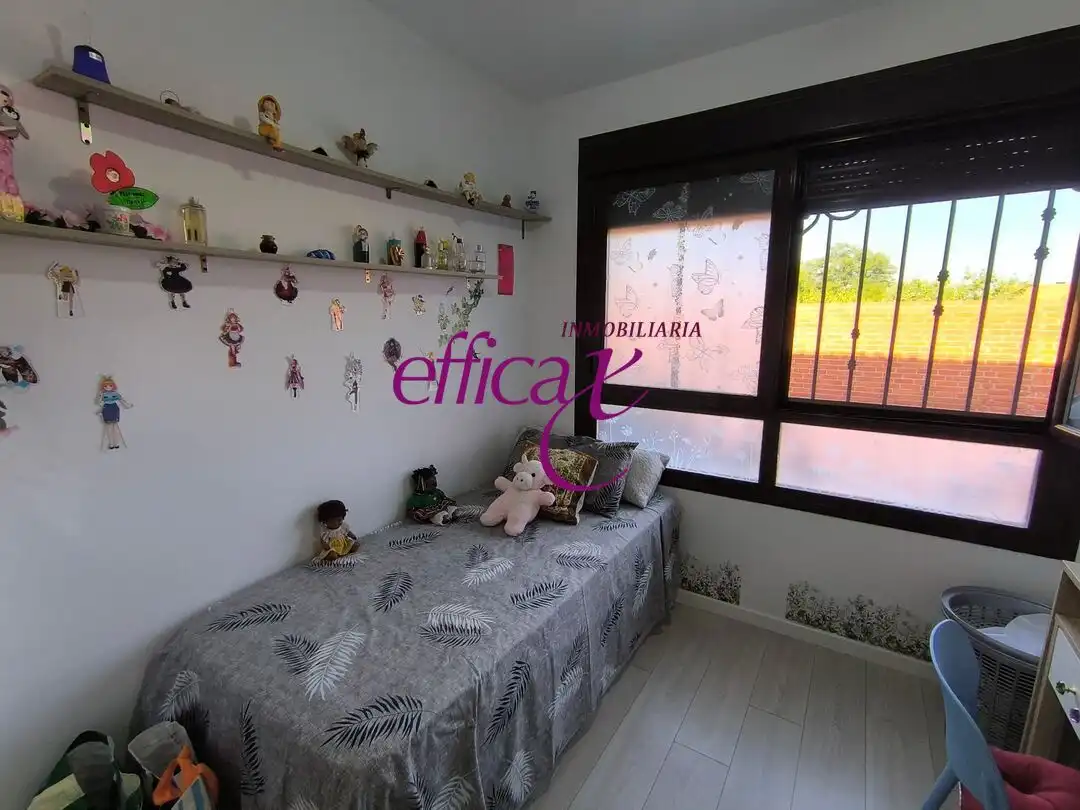 Bedroom of Flat for sale in Burujón  with Storage room and Swimming Pool