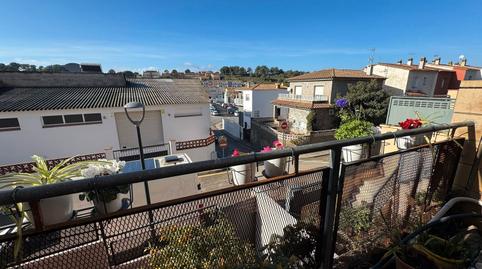 Foto 2 de Casa adosada en venda a Passatge Modigliani, Eixample Residencial, L'Escala
