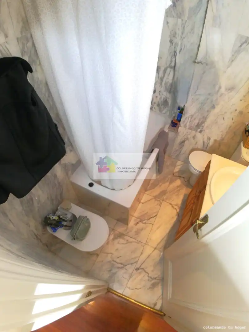 Badezimmer von Wohnung zum Verkauf in Ponferrada mit Klimaanlage, Heizung und Privatgarten