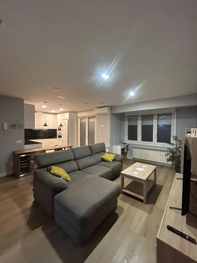 Living room of Apartments for rent in  Logroño  with Air Conditioner, Parquet flooring and Terrace