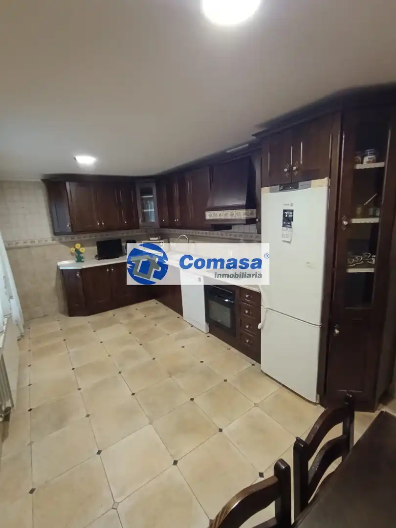 Piso con ascensor en venta en Martos, imagen 6