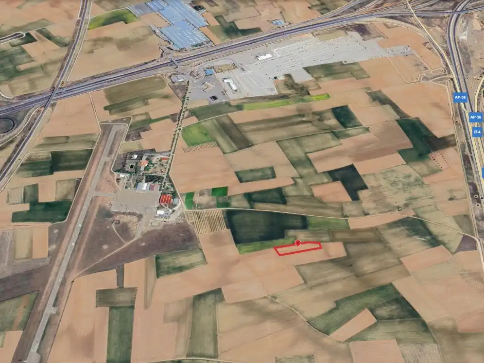 Terreno rustico in vendita a Calle Mártires de Ocaña 10, imagen 3