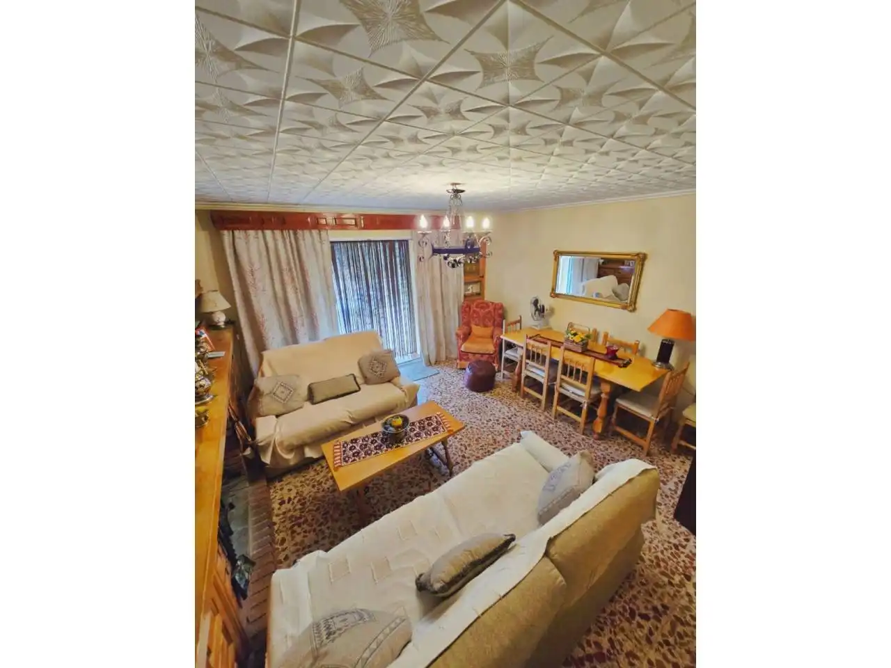 Sala d'estar de Finca rústica en venda en Ossa de Montiel amb Jardí privat i Terrassa