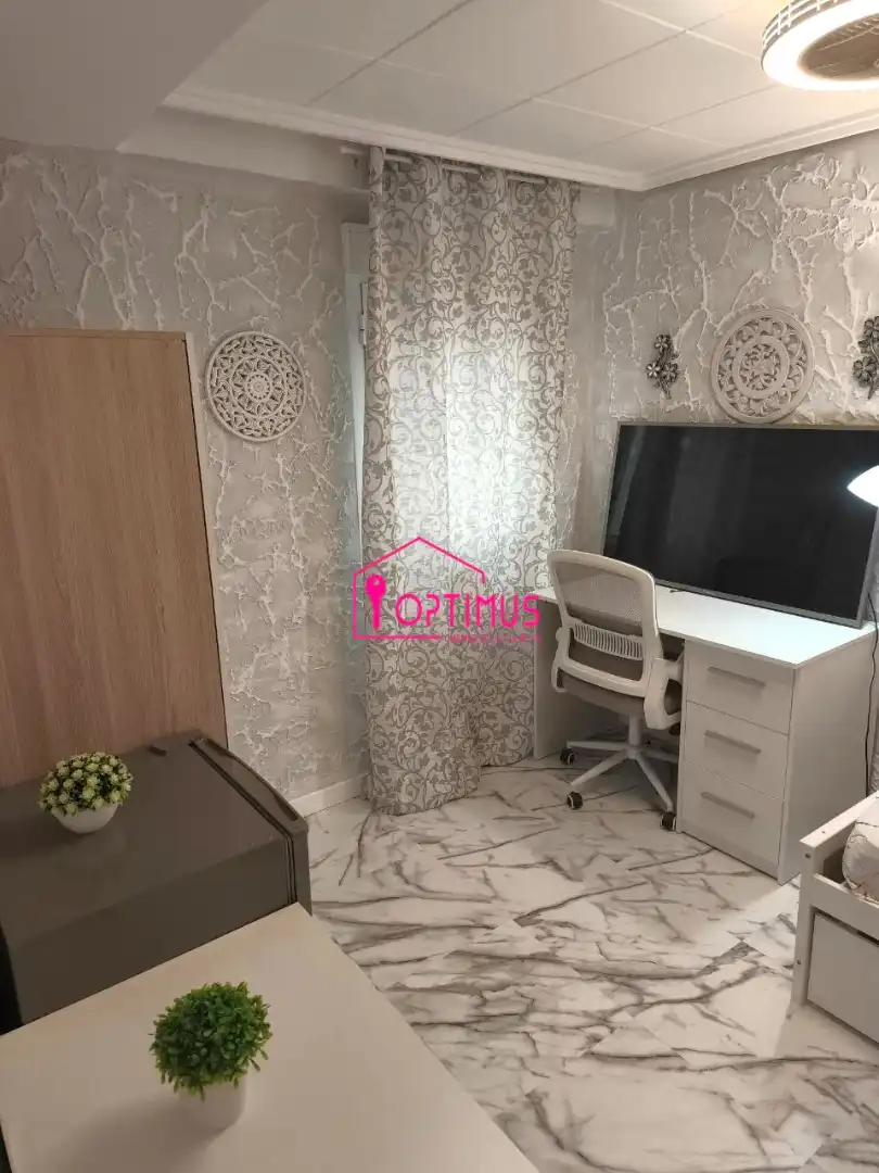 Dormitori de Apartament en venda en Xirivella amb Aire condicionat, Moblat i Forn