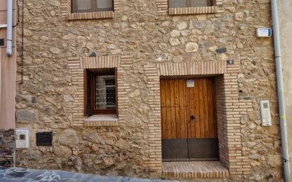 Vista exterior de Finca rústica en venda en Alforja amb Calefacció, Jardí privat i Moblat