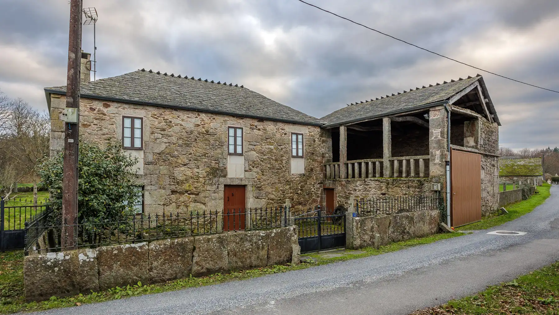 Exterior view of Country homes for sale in Guitiriz  with Furnished