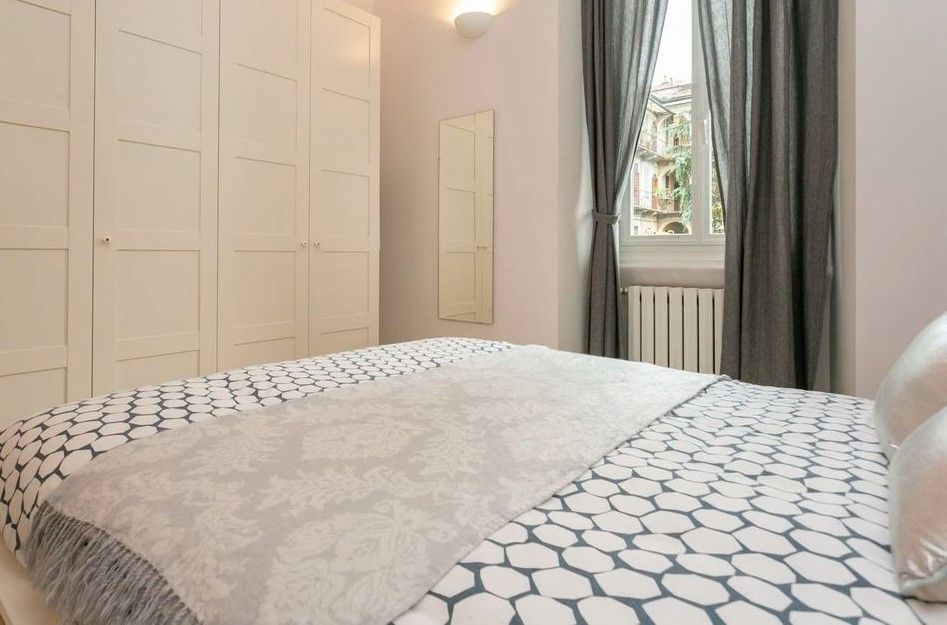 Dormitori de Pis de lloguer en  Tarragona Capital amb Moblat, TV i Es permeten mascotes