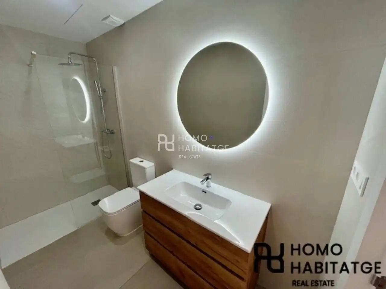 Baño de Casa o chalet en venta en Sabadell con Aire acondicionado, Calefacción y Terraza