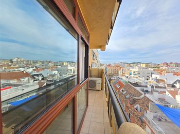 Mini appartamento con balcone in vendita a Puerto Deportivo