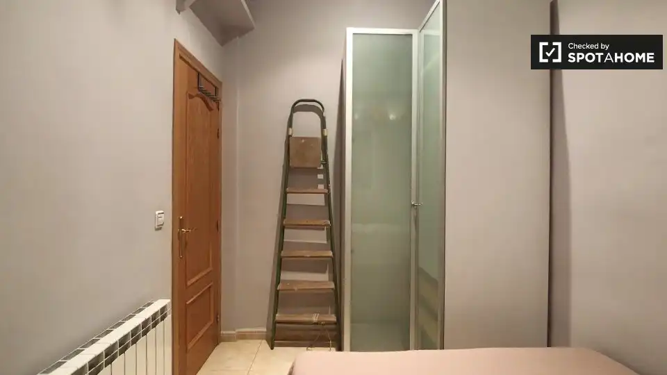 Flat for rent in Imperial