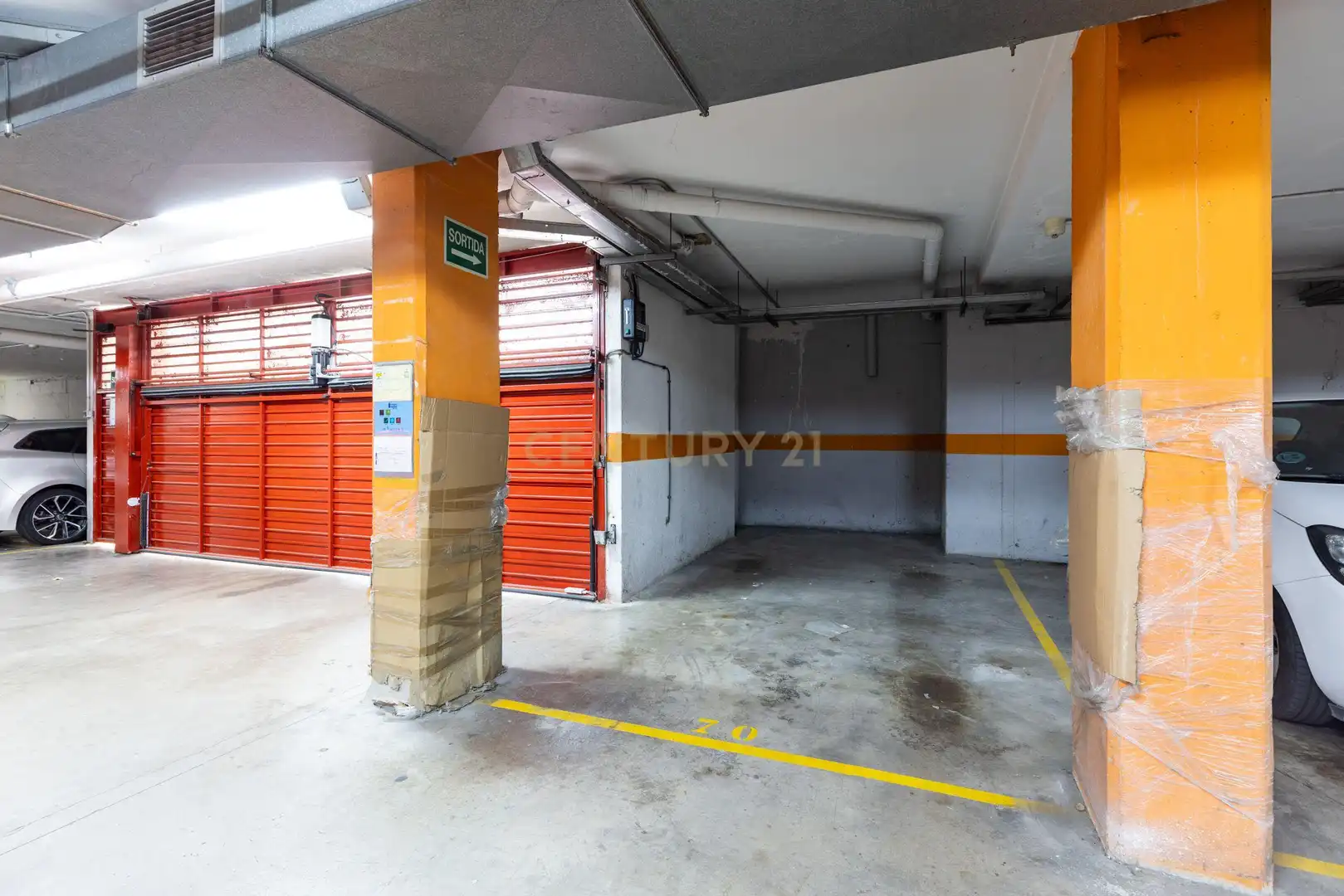 Parking de Piso en venta en Parets del Vallès con Balcón