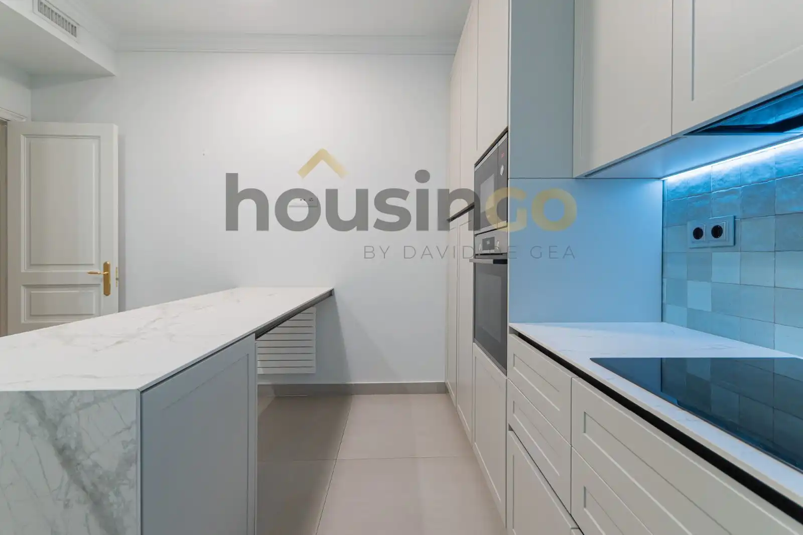 Kitchen of Flat for rent in Madrid  with Air Conditioner, Heating and Terrace