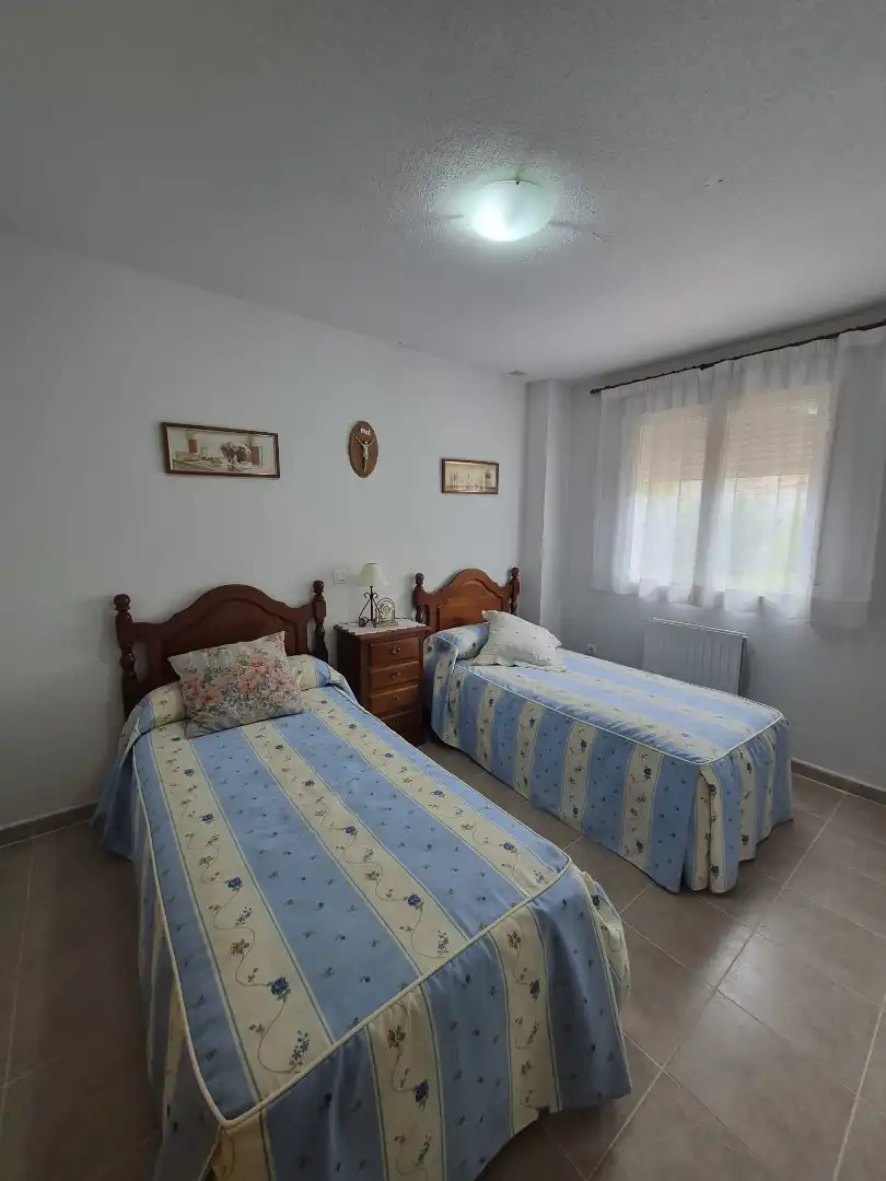 Habitación de Casa adosada en venta en Almoguera con Amueblado