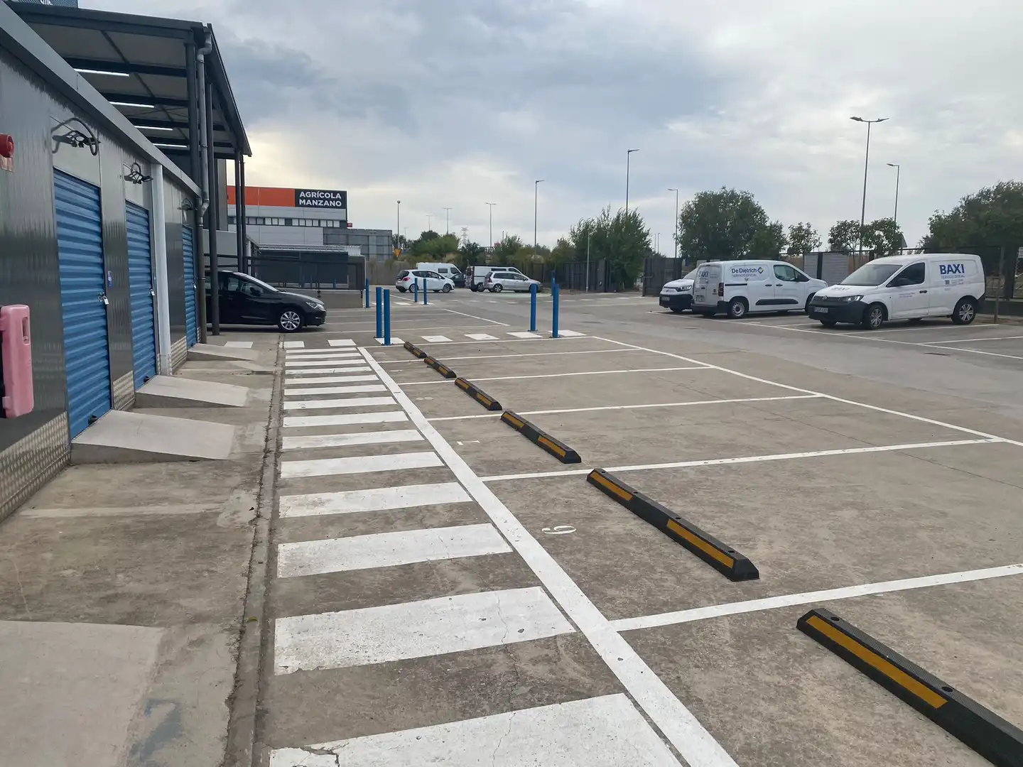 Traster de lloguer a Avenida de Daganzo, La Garena