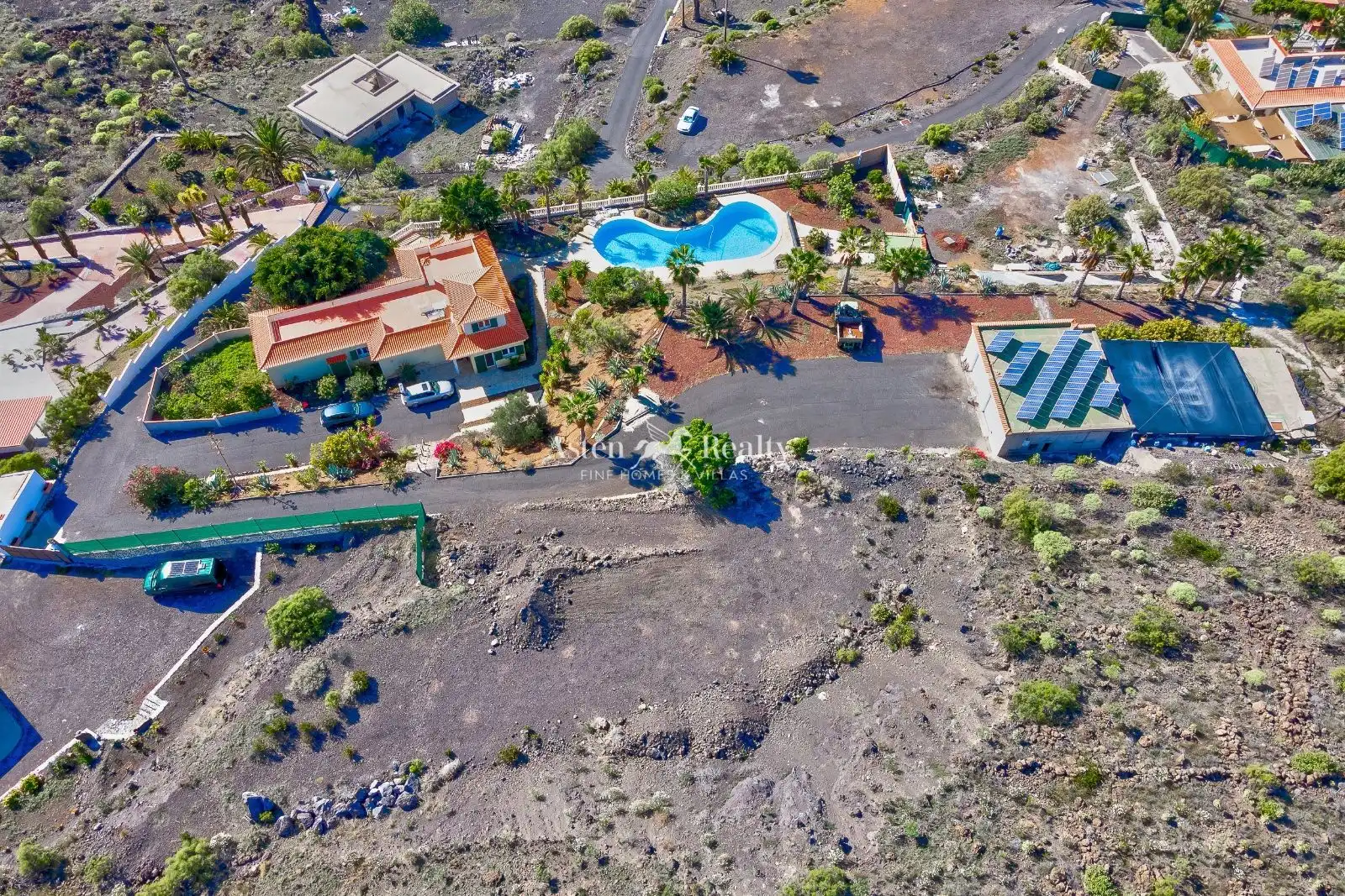 Außenansicht von Haus oder Chalet zum Verkauf in Guía de Isora mit Terrasse, Schwimmbad und Möbliert