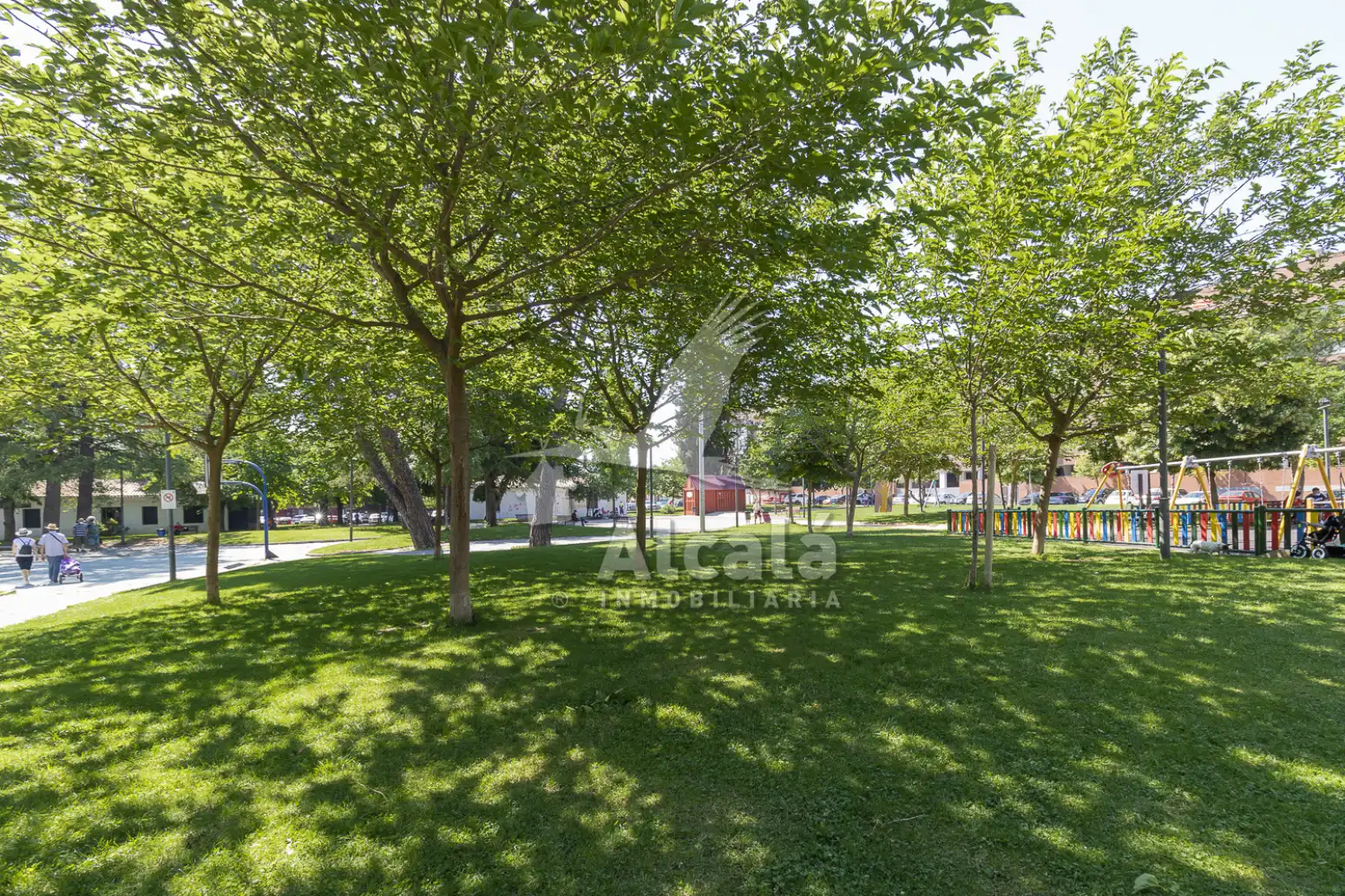 Vista exterior de Pis en venda en Azuqueca de Henares amb Aire condicionat, Calefacció i Terrassa