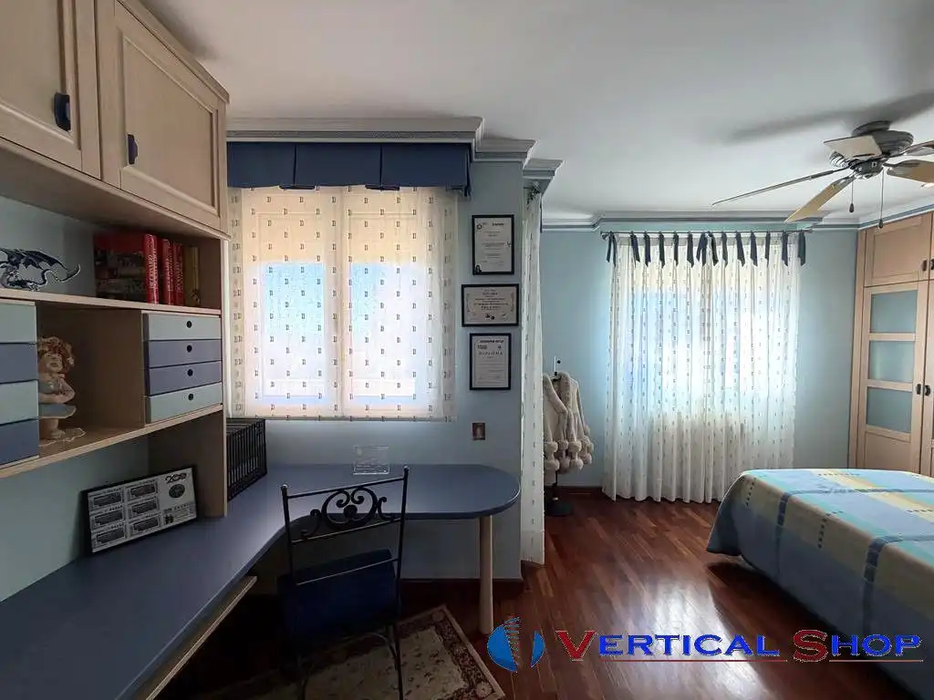 Dormitori de Casa o xalet en venda en Yecla amb Aire condicionat i Calefacció