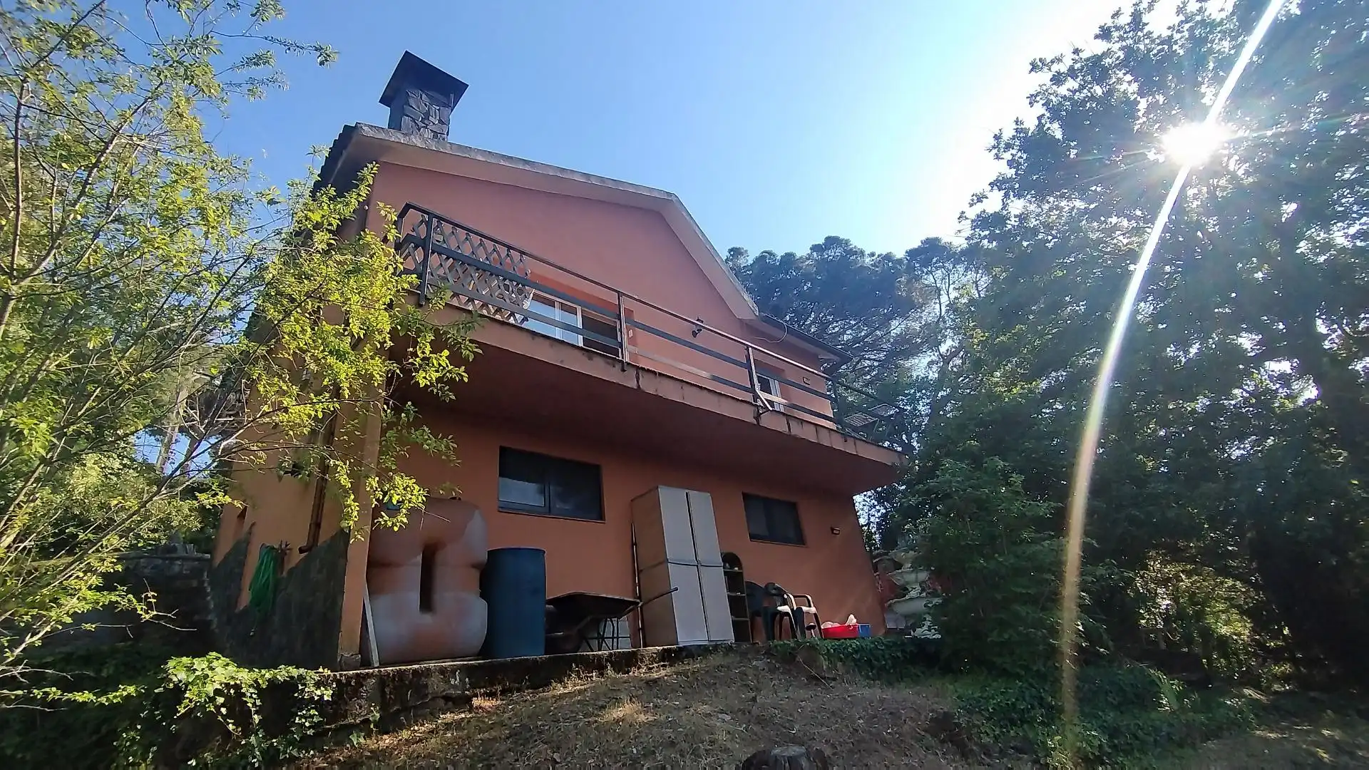 Außenansicht von Haus oder Chalet zum Verkauf in Santa Maria de Palautordera mit Heizung und Balkon
