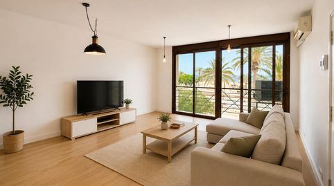 Foto 2 de Piso en venta en Maresme del, Centre, Mataró