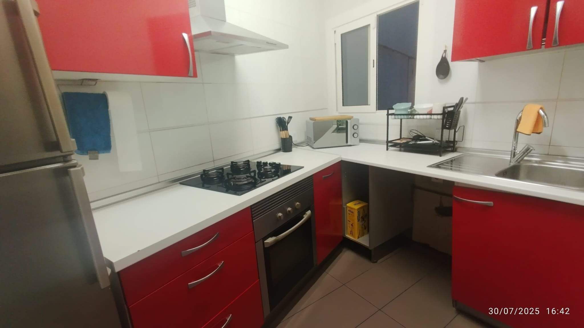 Cuina de Pis en venda en Santa Coloma de Gramenet amb Aire condicionat, Parquet i Balcó