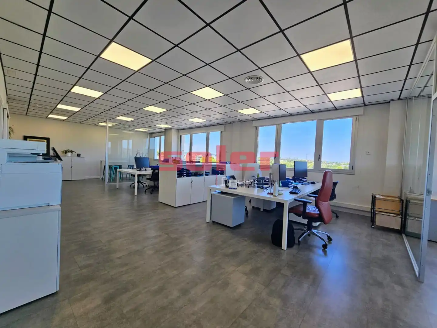 Oficina de lloguer en Rubí amb Aire condicionat i Traster
