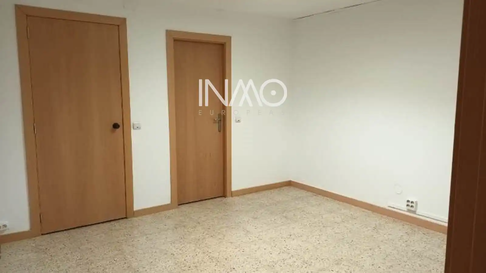 Local comercial en alquiler en Joan Maragall, imagen 4