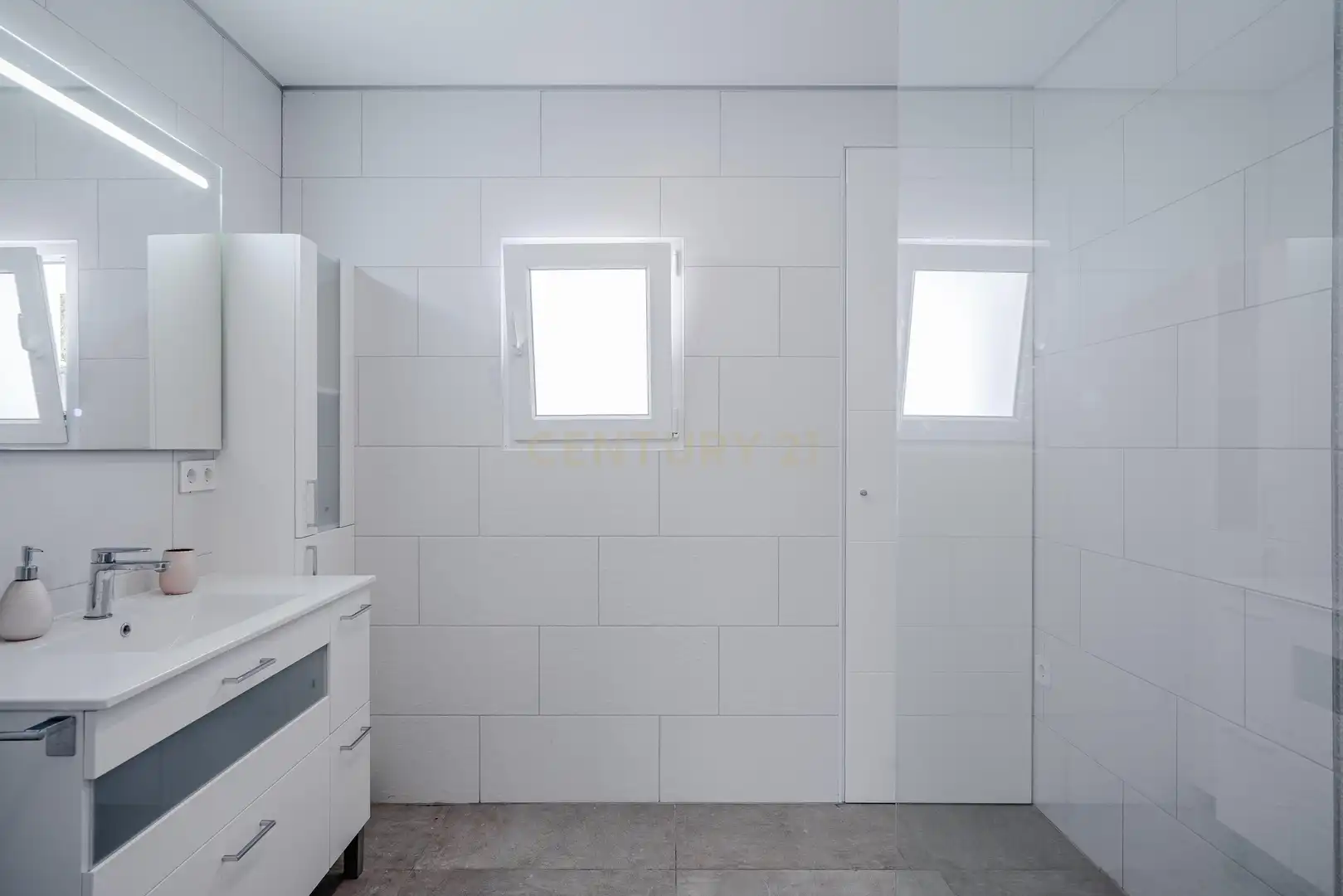 Bany de Apartament en venda en Calpe / Calp amb Aire condicionat, Jardí privat i Traster