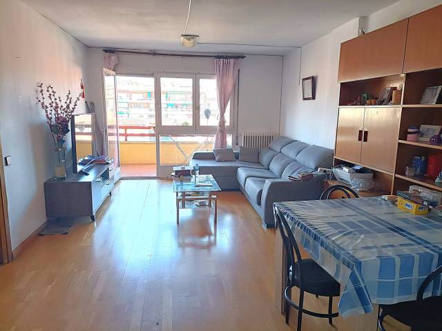 Piso en Venta en Virrei Avilés en Remei - La Guixa