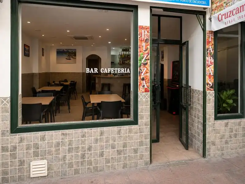 Local de lloguer en Estepona amb Terrassa i Moblat