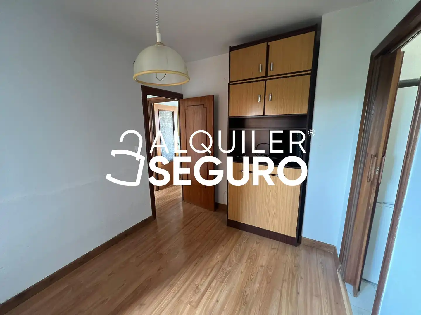 Habitación de Piso de alquiler en Madrid con Calefacción y Amueblado
