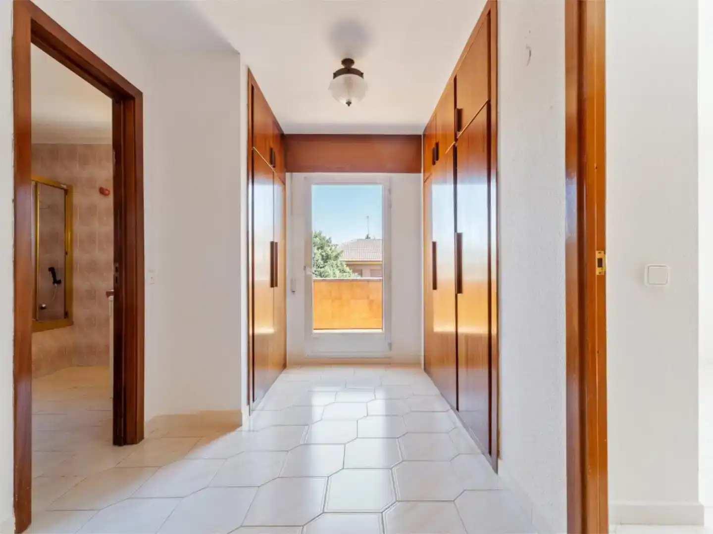 Piso en venta en Alcalá de Henares con Jardín privado, Trastero y Piscina