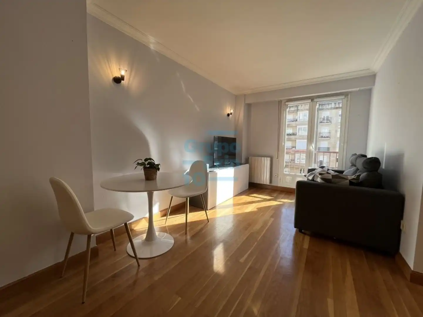 Living room of Flat for rent in Donostia - San Sebastián   with Storage room