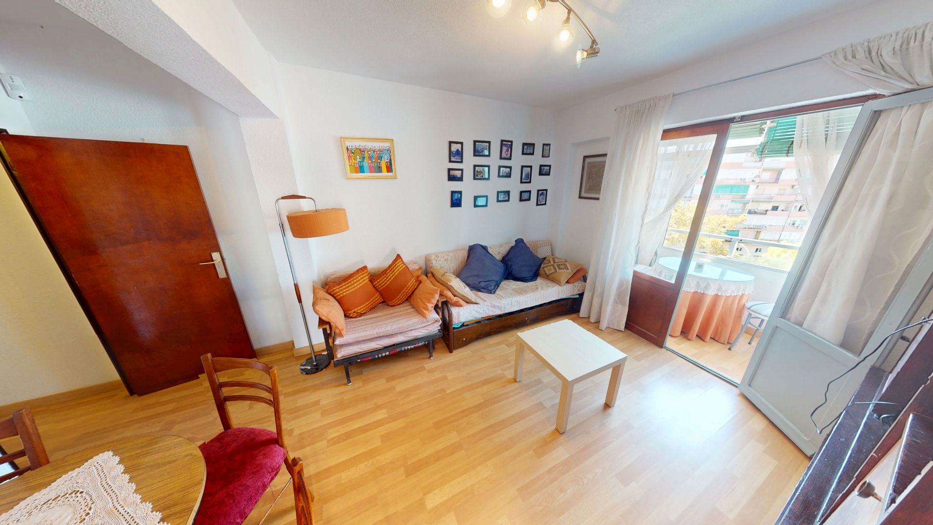 Sala d'estar de Pis en venda en Alicante / Alacant amb Moblat