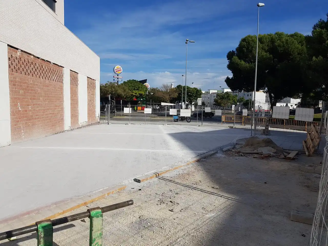 Local comercial de lloguer a Alcalde Jesús Mántaras, imagen 6
