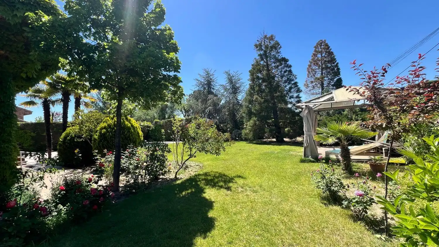 Jardí de Casa o xalet en venda en Villanueva de la Cañada amb Aire condicionat, Calefacció i Terrassa