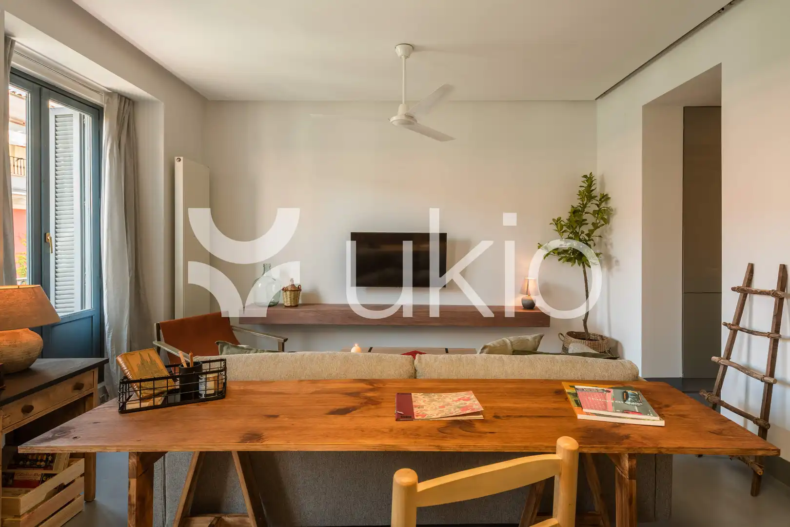 Living room of Apartments for rent in Madrid  with Air Conditioner, Heating and Furnished