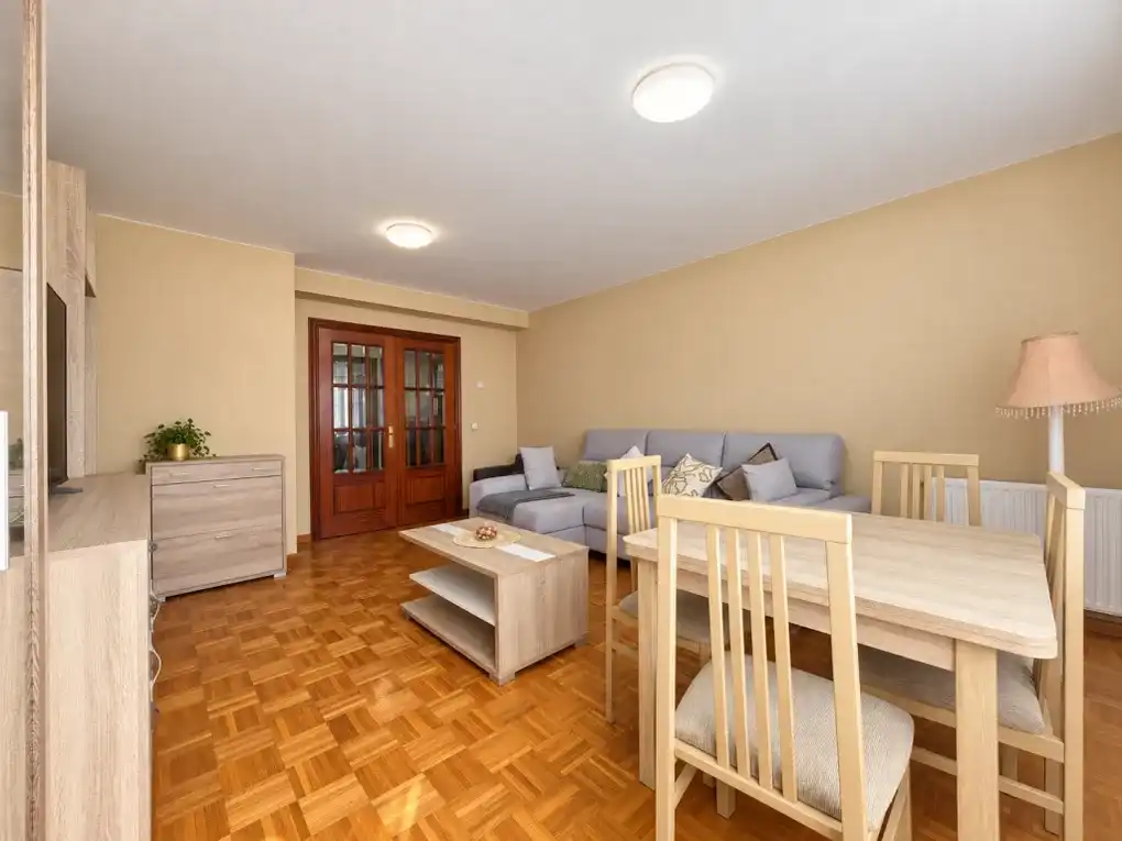 Sala de estar de Piso en venta en Llanes pueblo