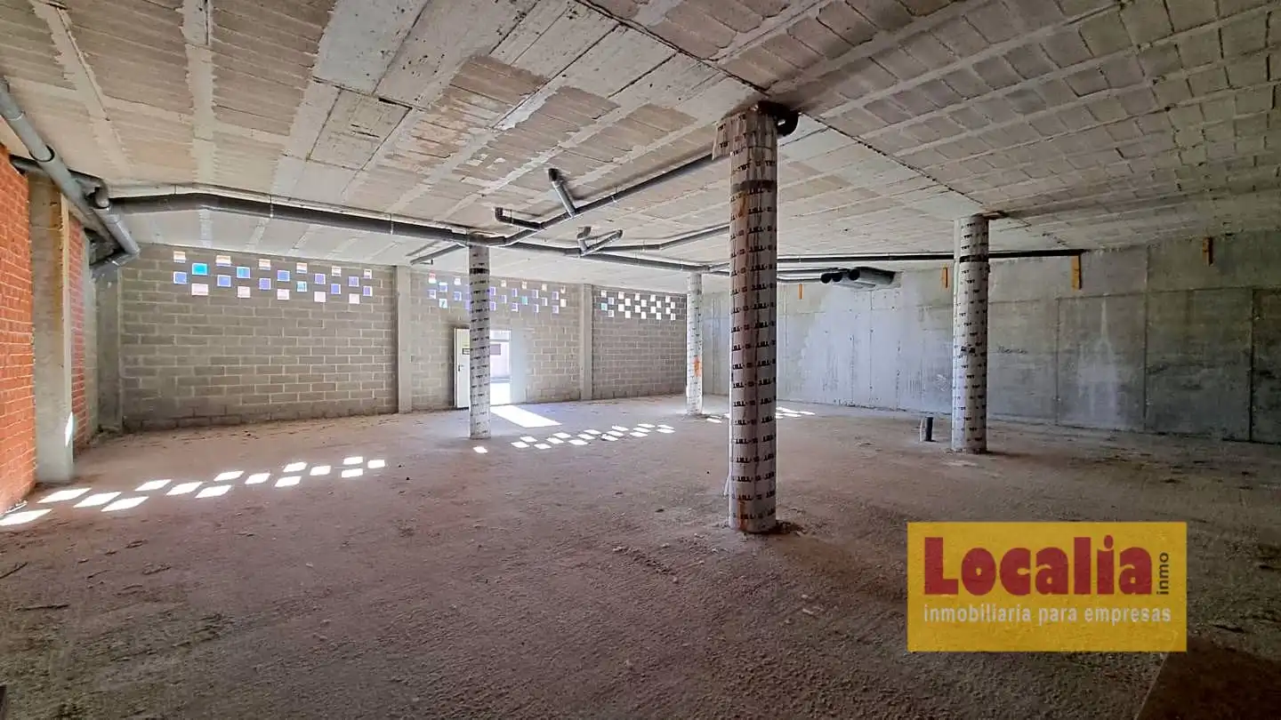 Local comercial en venda a Barrio Parayo, imagen 6