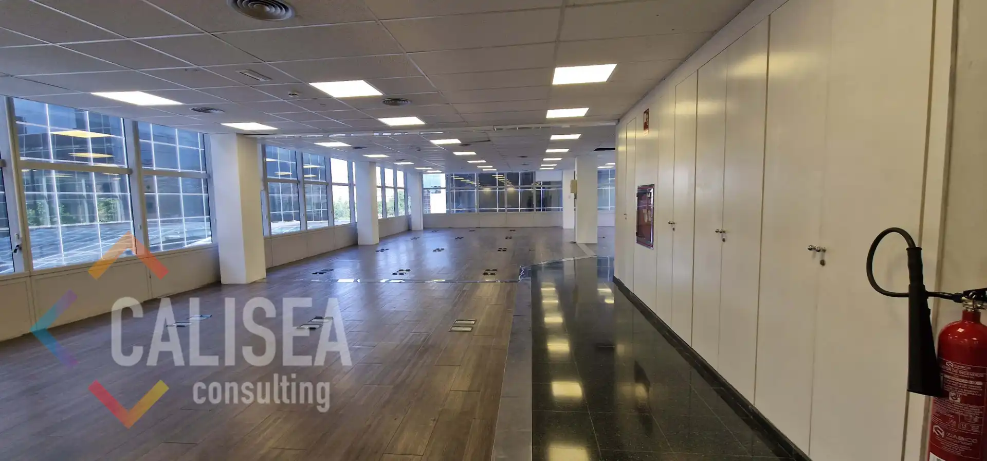 Office for rent in Sabadell  with Air Conditioner and Heating