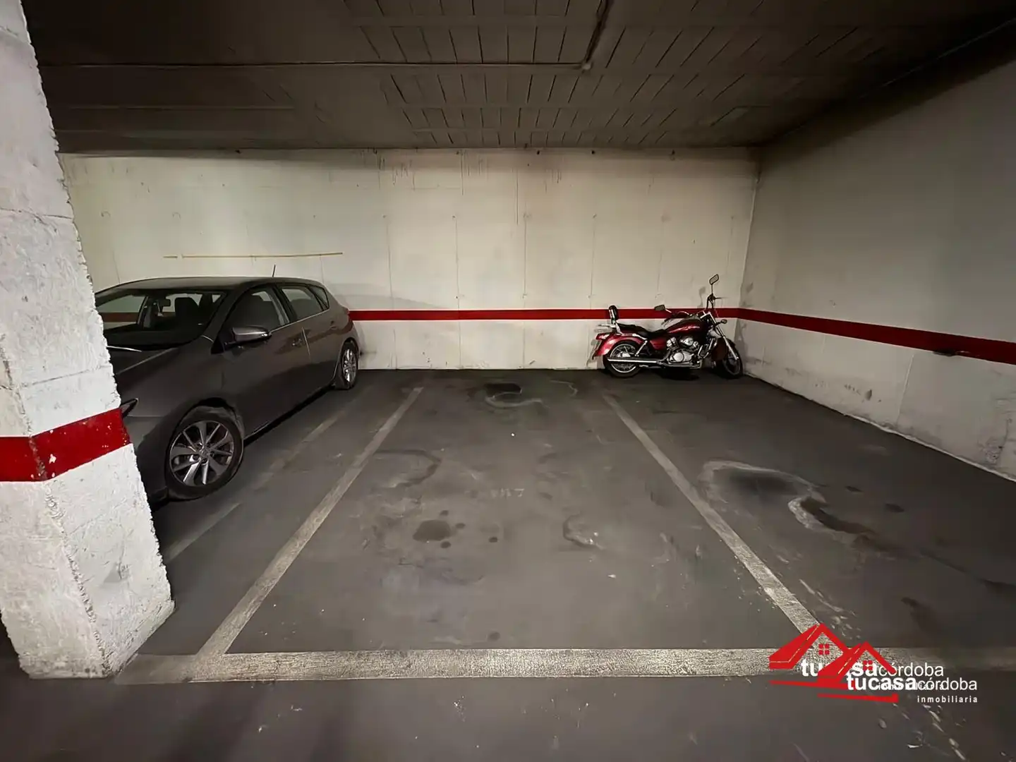 Parking of Flat for sale in Córdoba  with Air Conditioner and Balcony