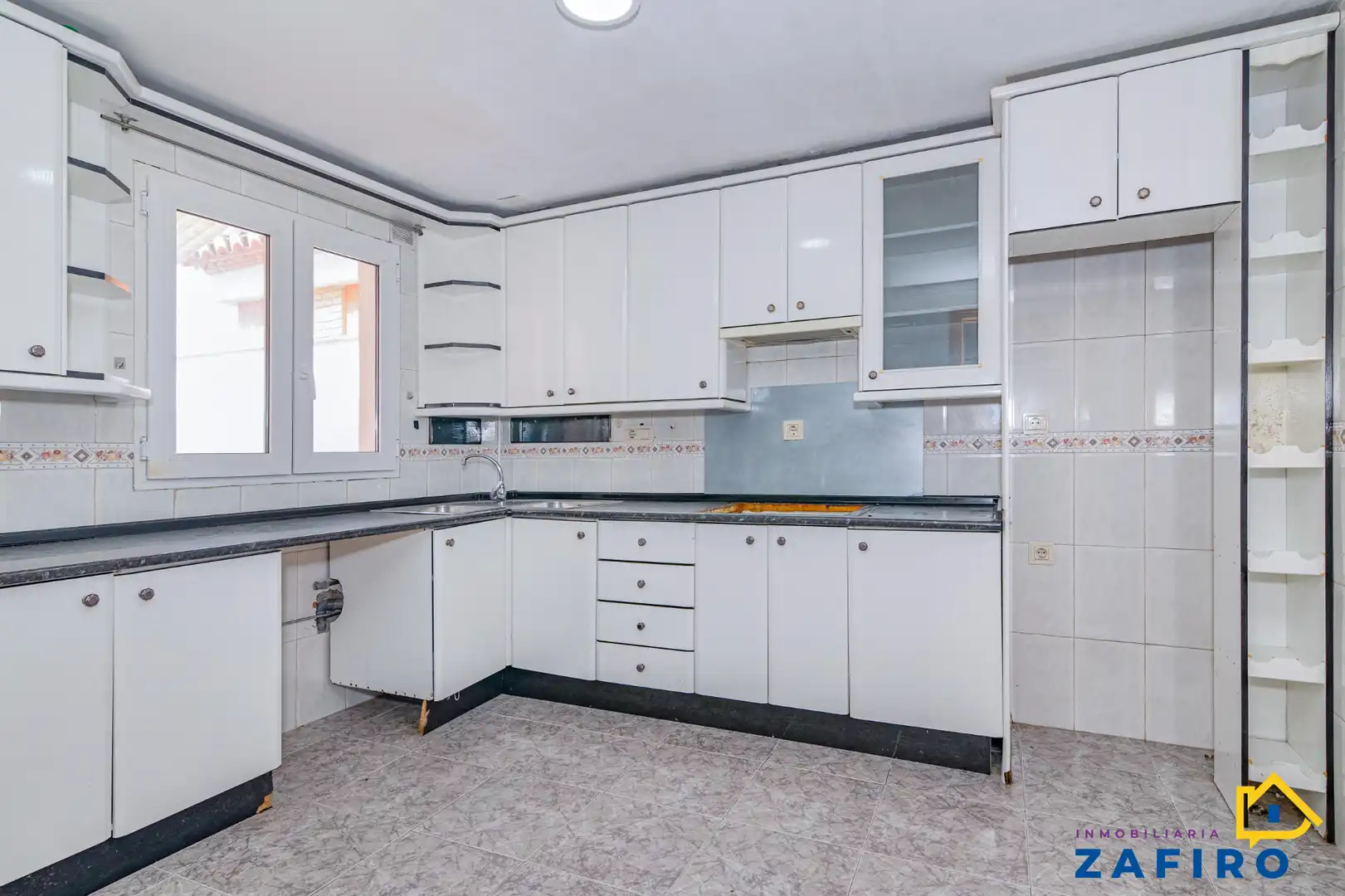 Kitchen of Detached homes for sale in Armilla  with Heating, Terrace and Storage room