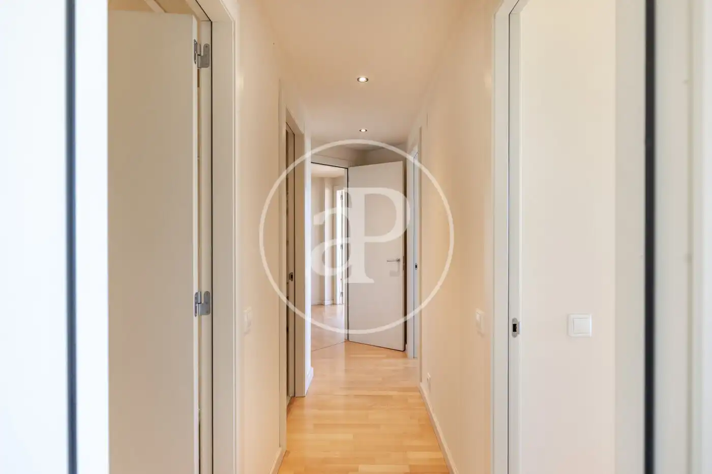 Piso en venta en Barcelona con Aire acondicionado, Calefacción y Jardín privado