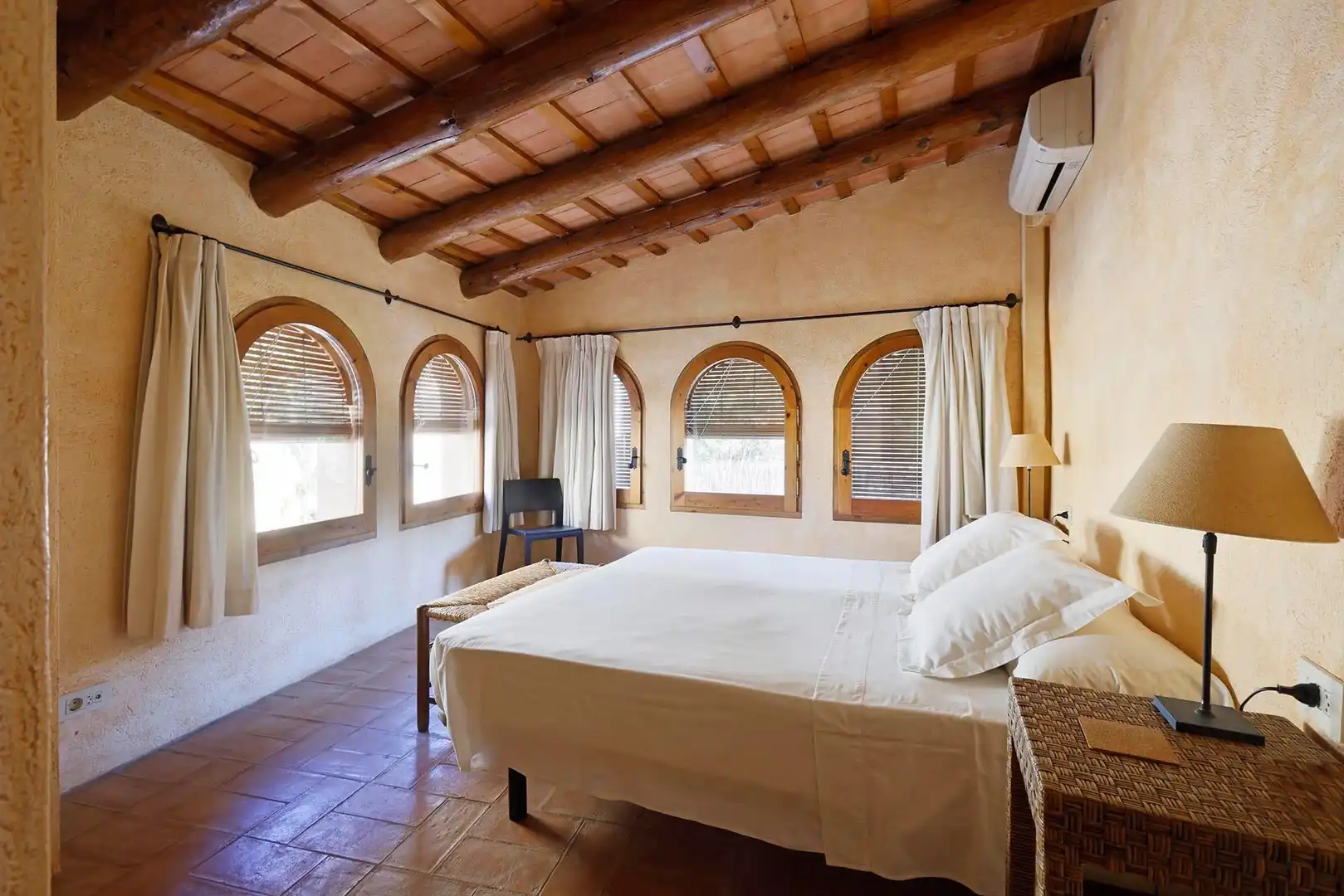 Dormitori de Finca rústica en venda en La Bisbal d'Empordà amb Aire condicionat, Calefacció i Terrassa