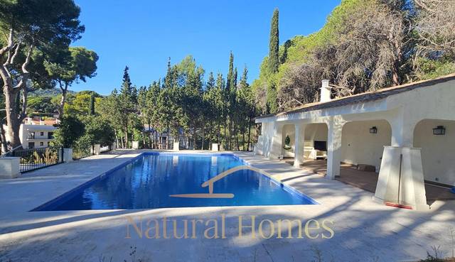 Casa-chalet en Venta en Cabrera de Mar