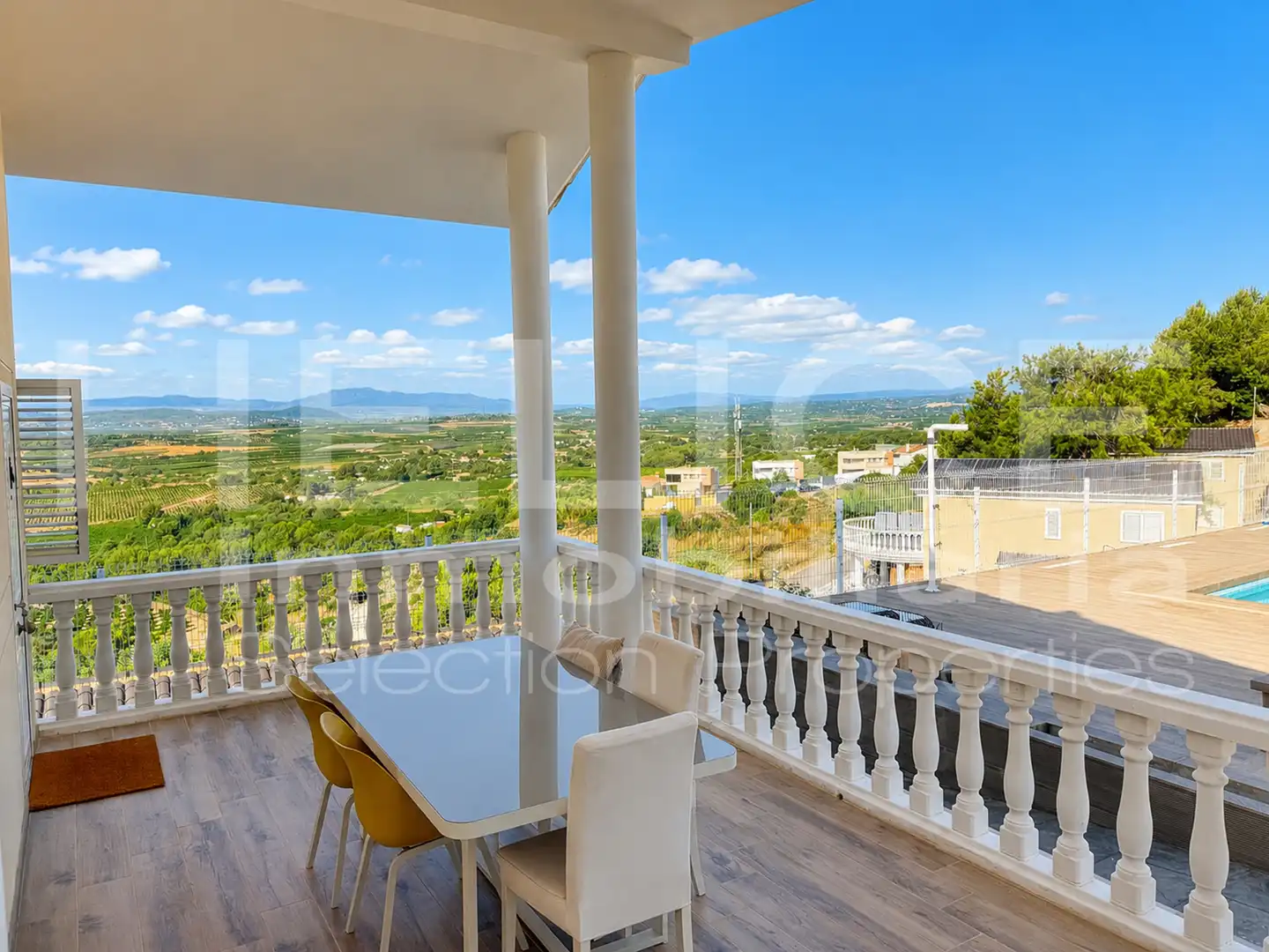Houses for sale in Cumbres de Calicanto