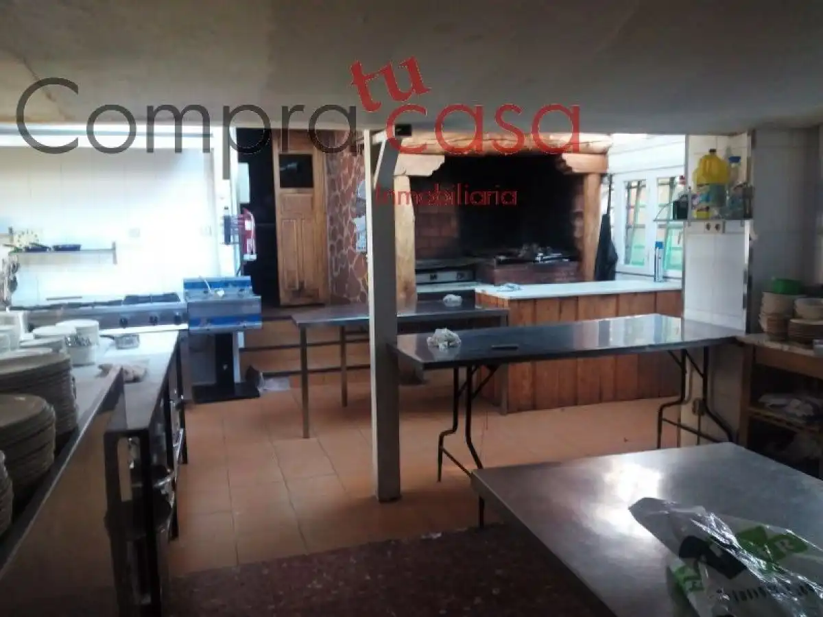 Local comercial en venda a Torrecaballeros, imagen 19
