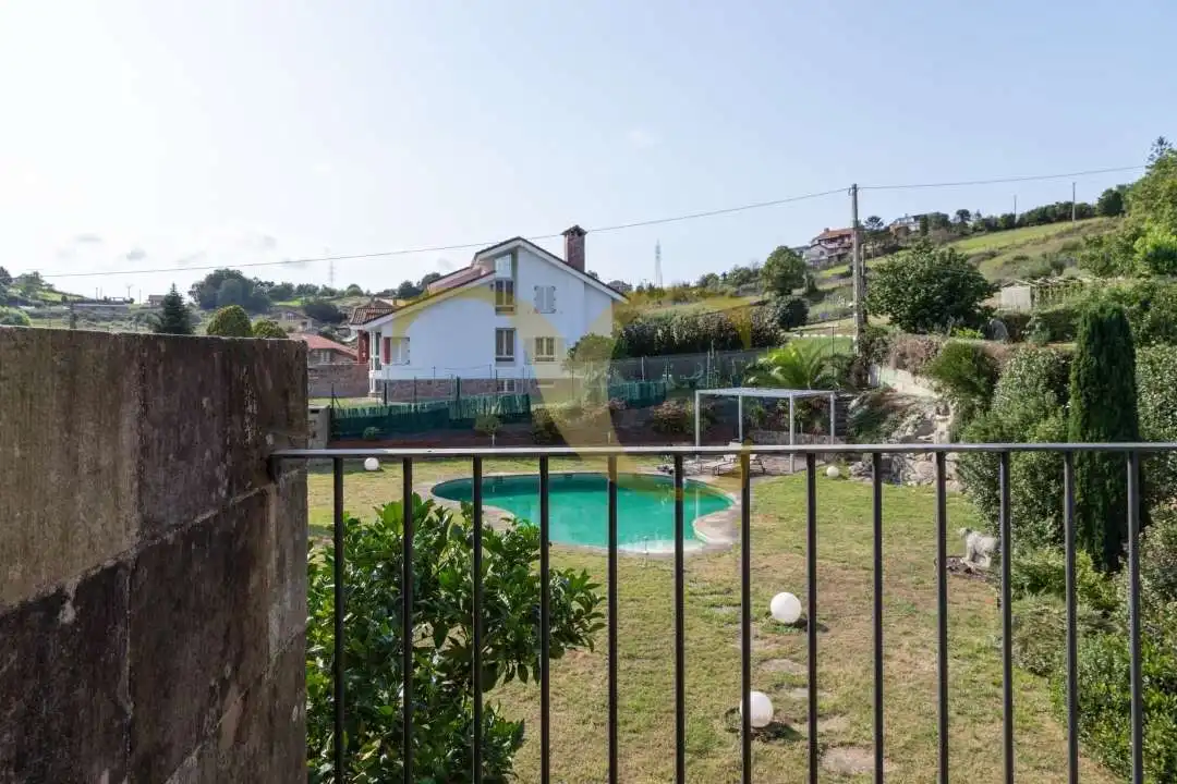 Jardín de Casa o chalet en venta en Santa Cruz de Bezana con Aire acondicionado, Calefacción y Jardín privado