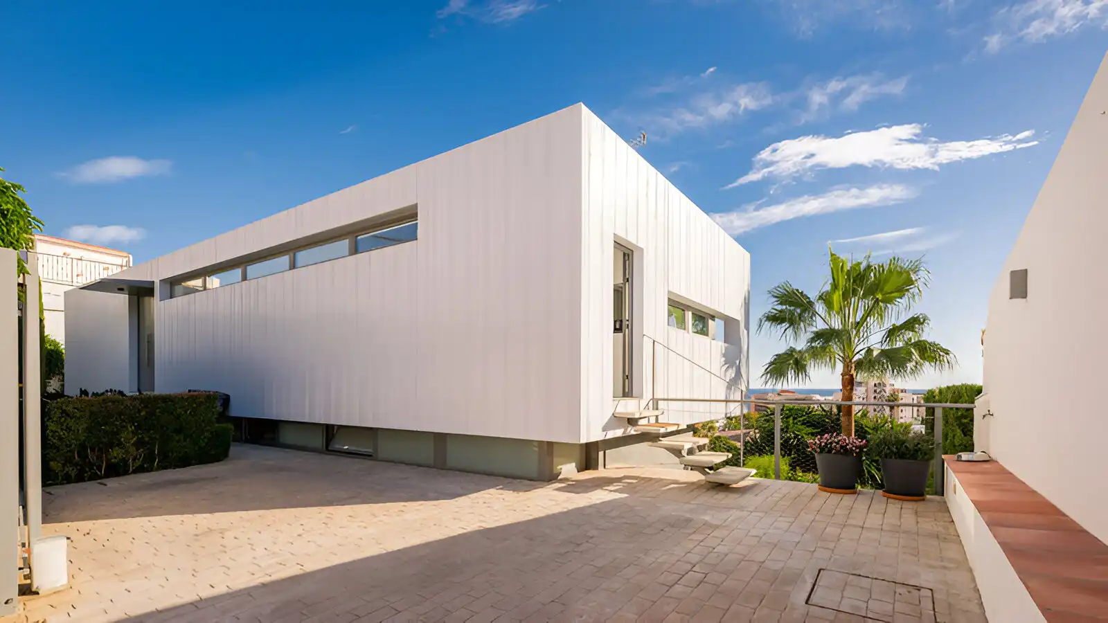 Exterior view of Houses for sale in Torremolinos  with Air Conditioner, Private garden and Terrace